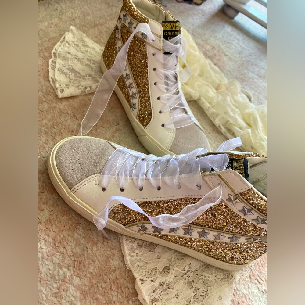 Trendy Vintage Cabana Gold With High Top Sneakers with Chiffon Laces
